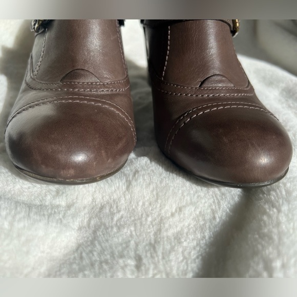 Clarks Leather heeled booties 9 - Picture 6 of 6